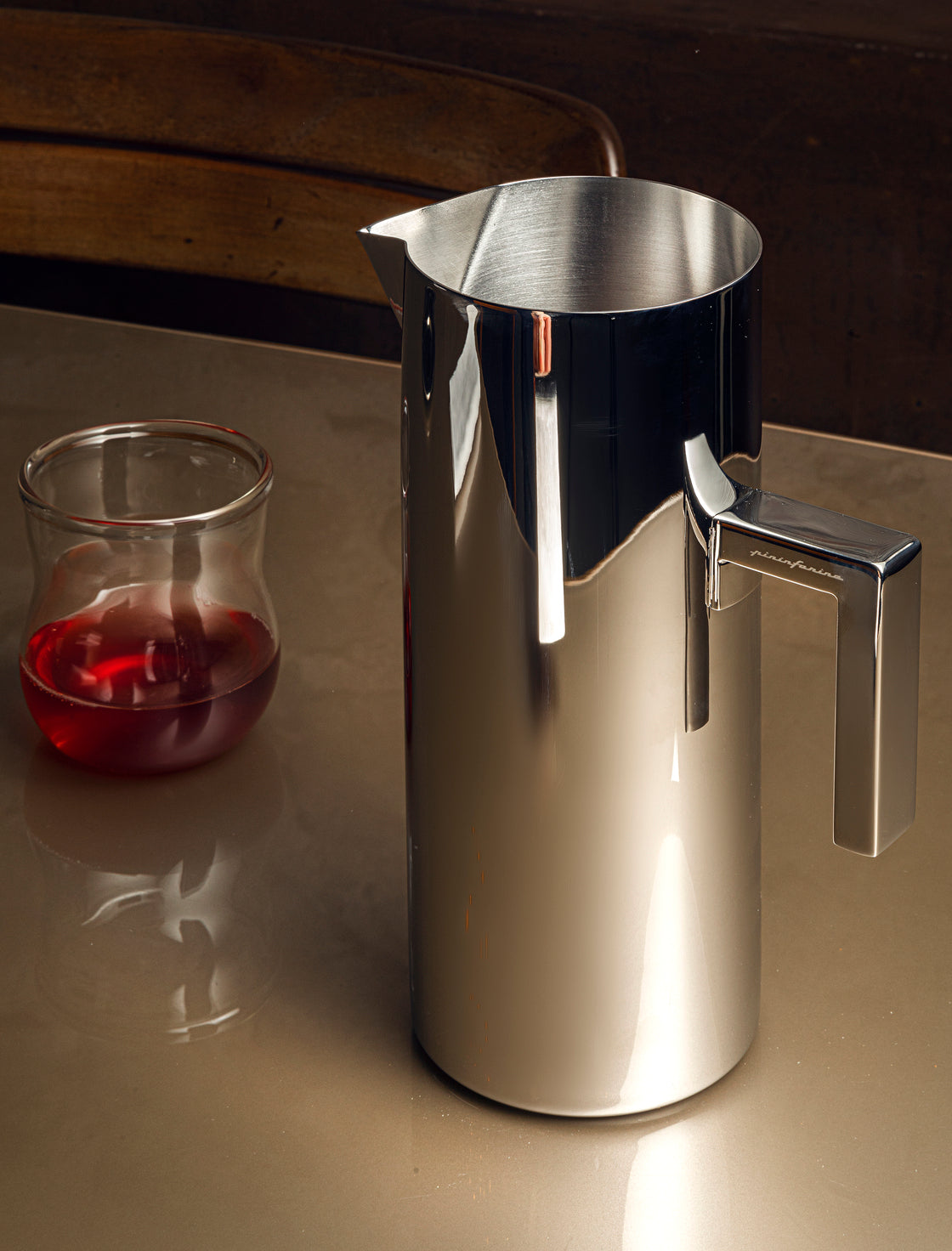 Jarra de Água STILE por Pininfarina