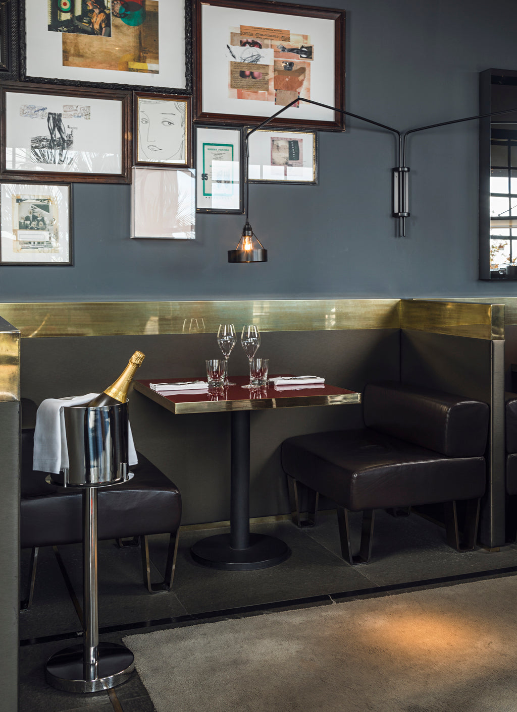 Colonna Porta Secchiello STILE by Pininfarina