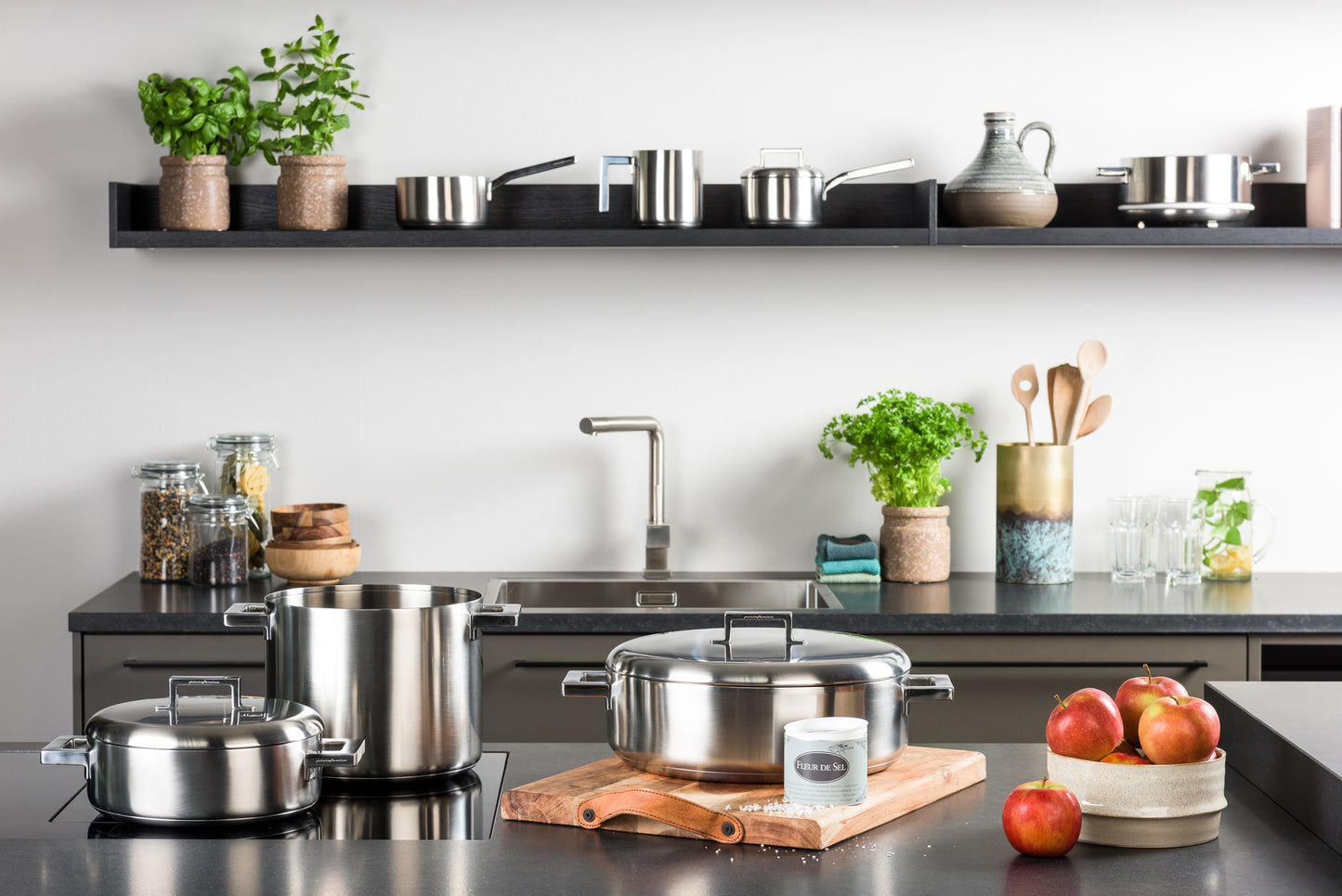 Tegame 2 Manici STILE by Pininfarina